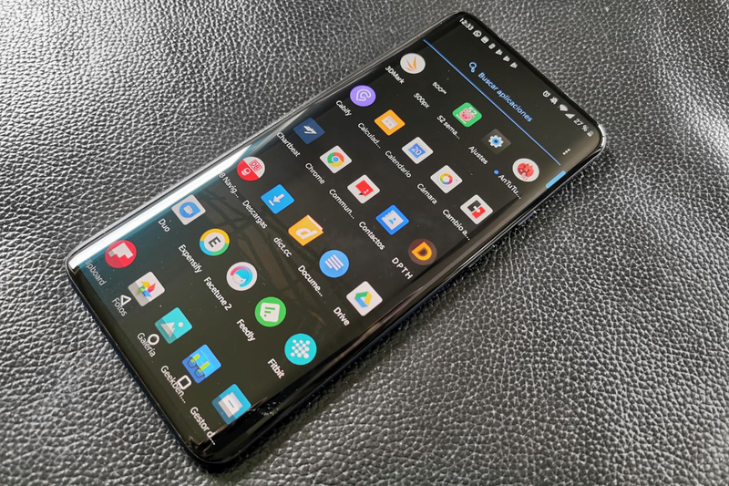 Illustration for article titled OnePlus 7 Pro es una merecida bofetada a todos los móviles de gama alta de más de mil dólares